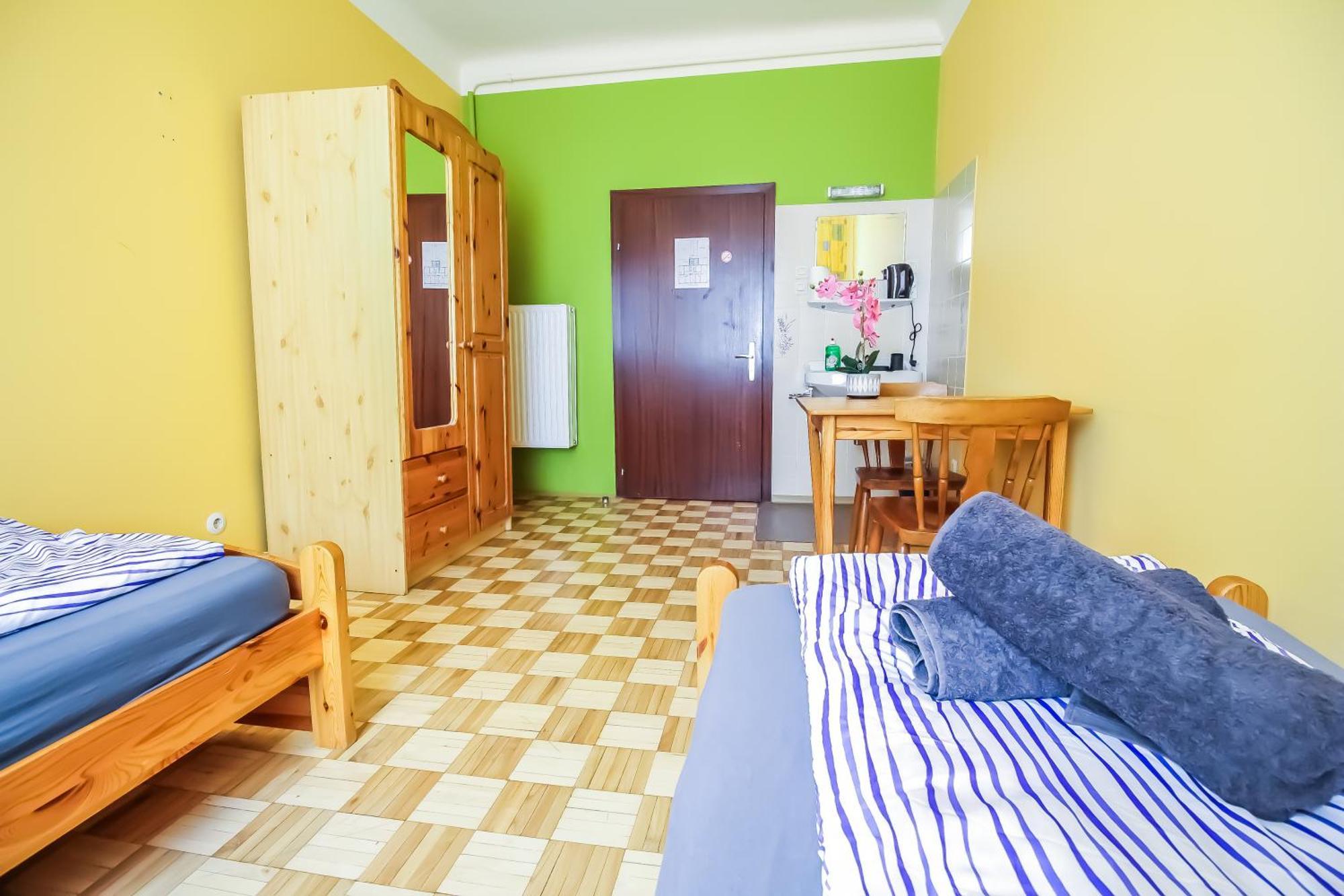 Double In Hutteldorfer Strasse Area Privatunterkunft Wien