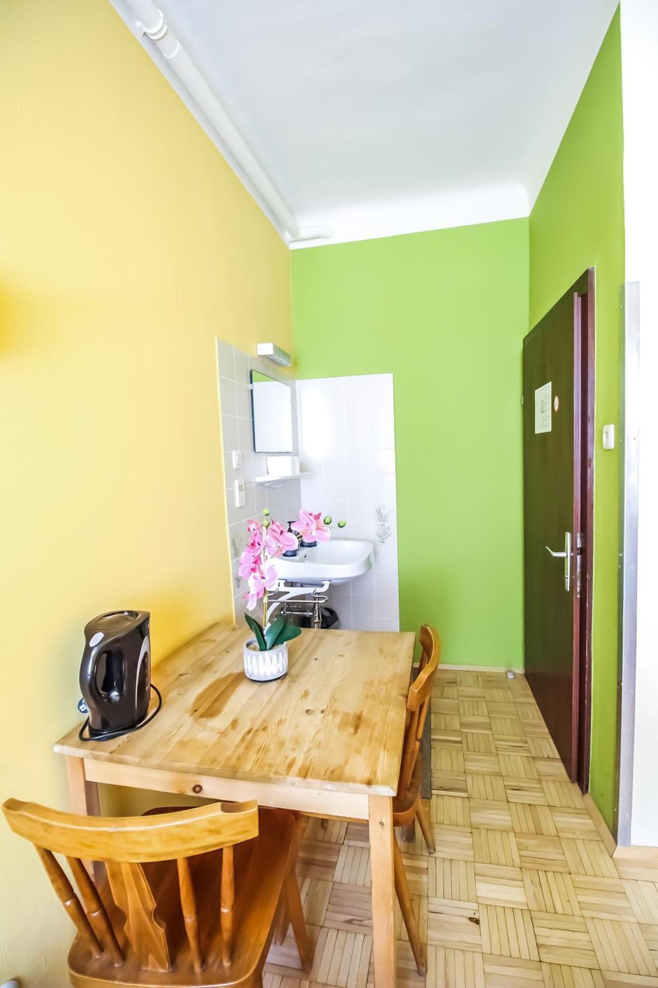 Privatunterkunft Double In Hutteldorfer Strasse Area